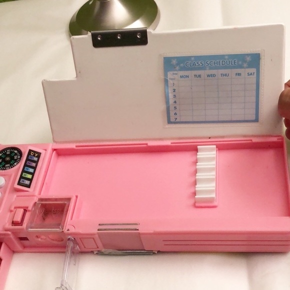 Pink bunny Asian pencil case from Taiwan - Picture 4 of 14